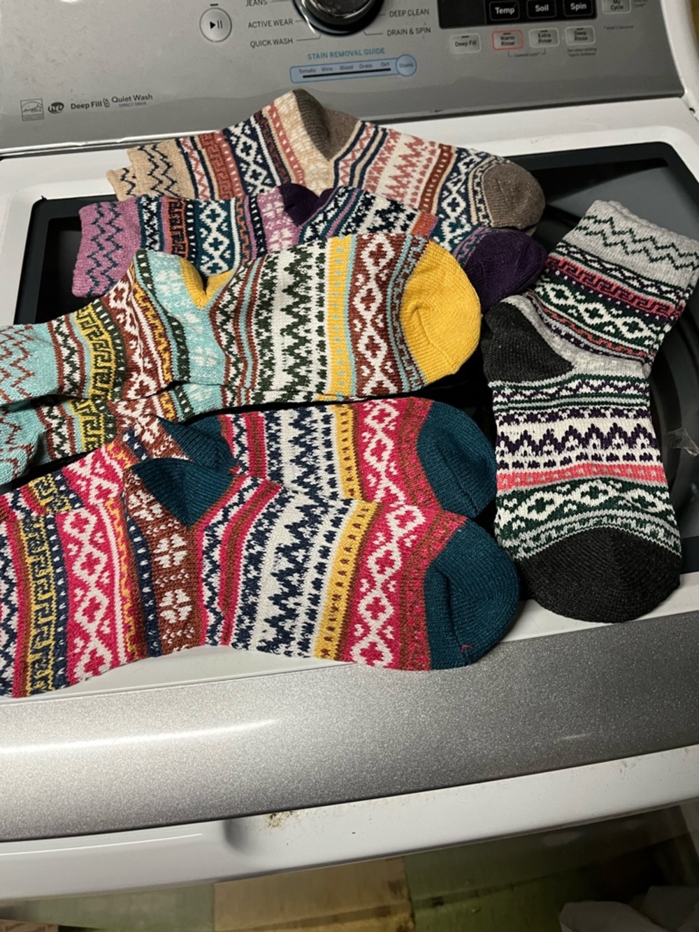 Women's Multicolor Fair Isle Crew Socks - Patterned Knit Giveaway NWOT